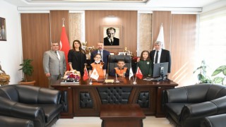 Köyceğizde Başkan Ceylanın koltuğuna Bekir Dalaman oturdu