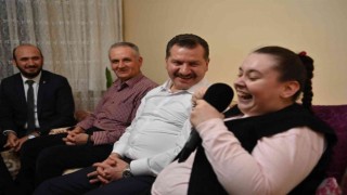 Kübra ile Başkan Yılmazın tebessüm ettiren röportajı