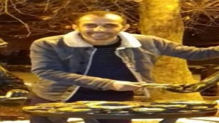 Küçükçekmecede oğulun babayı bıçaklayarak öldürdüğü dehşet anları kamerada
