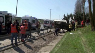 Kumburgaz TEMde feci kaza: 3 yaralı