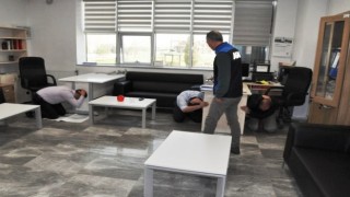 Kütahya Evliya Çelebi Eğitim Merkezinde “Deprem Anı ve Tahliye” tatbikatı