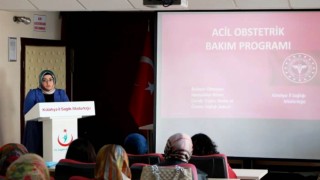 Kütahyada “Acil Obstetrik Bakım” konulu bilgilendirme eğitimi