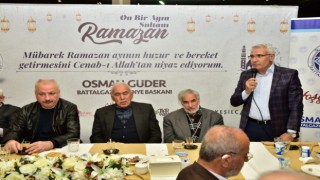 Malatyanın kanaat önderlerini iftarda bir araya geldi