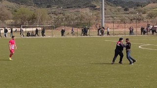 Manisada oynanan amatör maçta kavga