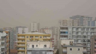 Mardinde toz taşınımı görüş mesafesini düşürdü