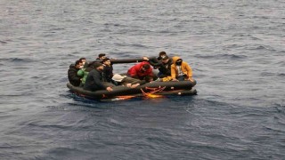 Marmariste 19 düzensiz göçmen kurtarıldı