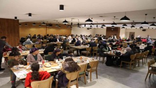 Melikgazide Dünya Yetimler Günü iftarı