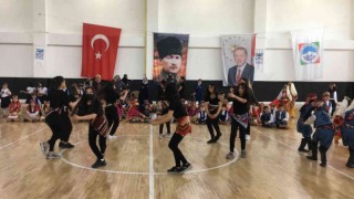 Melikgazide halk oyunları kursu ile yöresel kültür yaşatılıyor