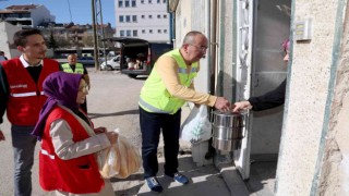 Meramda ihtiyaç sahiplerinin yüzleri gülüyor