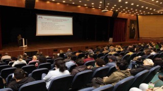 Mersin Büyükşehir Belediyesinden yerel hayvan koruma görevlisi eğitimi