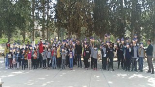 Mersin polisi öğrencileri bilgilendirmeye devam ediyor