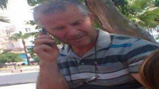 Mersinde iki kamyonet çarpıştı: 1 ölü, 2 yaralı