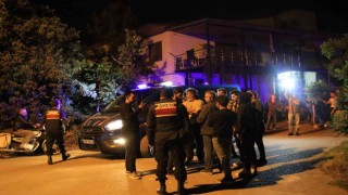 Mersinde kaybolan 8 yaşındaki kız çocuğunu bulmak için tüm ekipler seferber oldu