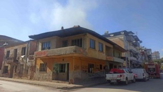 Metruk evde çıkan yangın korkuttu