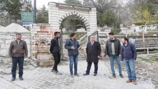 Mezarlıklarda temizlik, bakım ve onarım çalışmaları