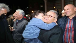 Miniklerden Başkan Büyükkılıça sevgi