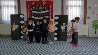 Miniklerden sevimli Elazığ halayı