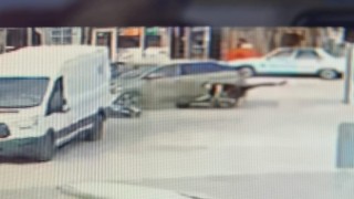Motosiklet ile jip kafa kafaya çarpıştı