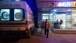 Motosiklet karşıya geçmeye çalışan yayaya çarptı