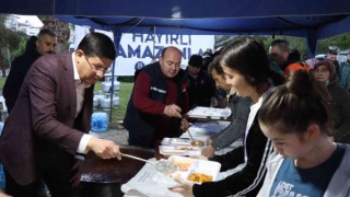 Nazillide yüzlerce kişi iftar sofralarında buluşuyor
