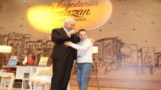 Nihat Hatipoğlu, Bağcılarda Ramazan ayı etkinliklerine misafir oldu