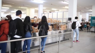 Nilüfer Belediyesinden öğrencilere iftar yemeği
