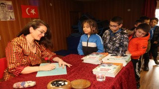 Nilüferde çocuklara kitap söyleşileri kırsal mahallelerde