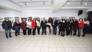Nilüferde kursiyerlerin yaptığı resimler hayran bıraktı