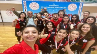 Nusaybinli basketbolcular Türkiye finallerine kaldı