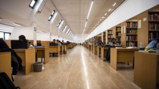 Öğrenci odaklı Anadolu Üniversitesi Kütüphanesi 7/24 hizmet veriyor