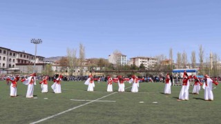 Oltuda 23 Nisan coşkusu