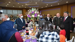 Osmaniyede şehit aileleri ve gazilere onur yemeği