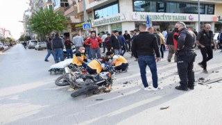 Otomobil ile motosiklet çarpıştı: 1i ağır 2 yaralı