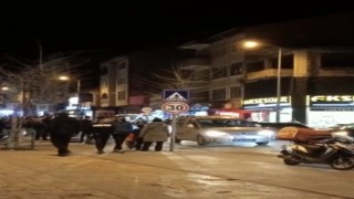 Otomobil motosiklete çarptı: 1 yaralı