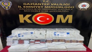 Otomobilin her yerinden kaçak sigara çıktı