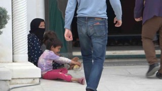 (Özel) Dilenci servisi kamerada...Bursada duygu tacirlerine zabıta operasyonu