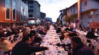 Pazaryerinde 4 bin vatandaş birlikte iftar açmanın mutluluğunu yaşadı