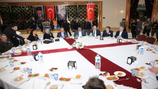 Polis şehit aileleri ile gaziler onuruna iftar