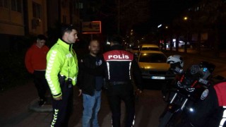 Polisten kaçan alkollü sürücüden inanılmaz sözler: İnsanların hayatını tehlikeye sokuyorum, onlar da bizim hayatımızı tehlikeye sokuyor, ne olmuş 
