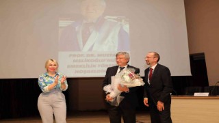 Prof. Dr. Mustafa Melikoğlu törenle emekli oldu