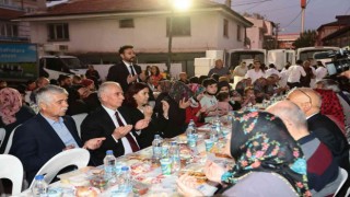 Ramazanın manevi iklimi iftar sofralarında yaşatılıyor