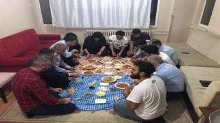 Rektör Prof. Dr. Göktaş, öğrenci evinde sahur yaptı