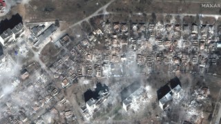 Rus bombardımanı altındaki Mariupoldeki yıkım görüntülendi