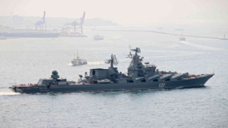 Rusya Savunma Bakanlığı: “Moskova kruvazörü varış limanına çekilmesi sırasında battı”