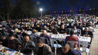 Şahpaz Mahallesi iftar geleneği yaşatıyor
