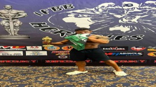 Sakaryalı vücut geliştirme sporcusu Makedonyada şampiyon oldu