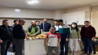 Salihli AK Partiden gönülden gönüle iftar ve sahur programları
