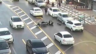 Şanlıurfada kaza anları kameralara yansıdı