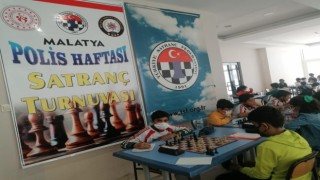 Satranç Turnuvası çekişmeli geçti