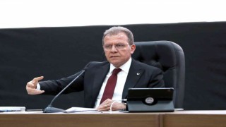 Seçer: “Göçmendeki katlı kavşağı 4 milyon 294 bin dolara mal ettik”